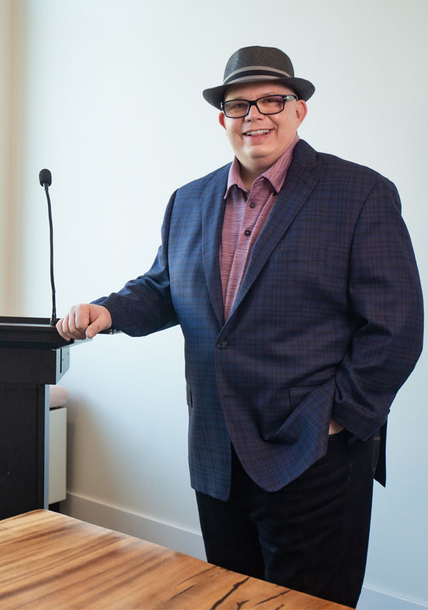 adam-hommey-600×855